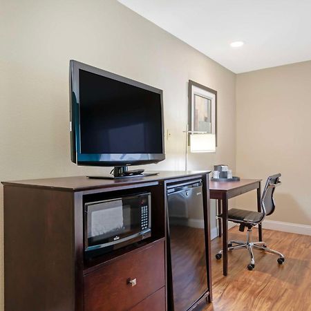 Best Western Plus Lonoke Hotel Экстерьер фото