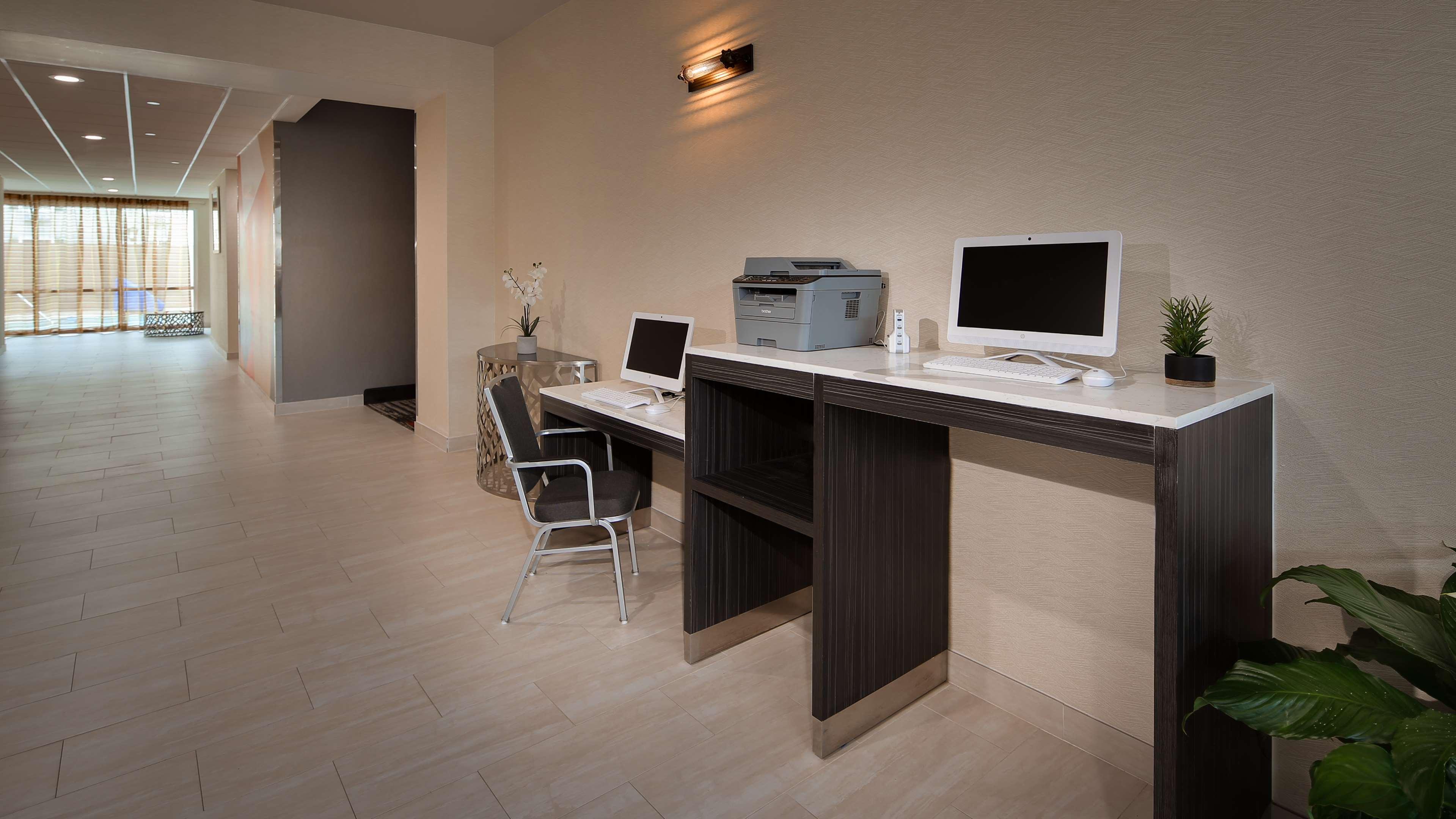 Best Western Plus Lonoke Hotel Экстерьер фото